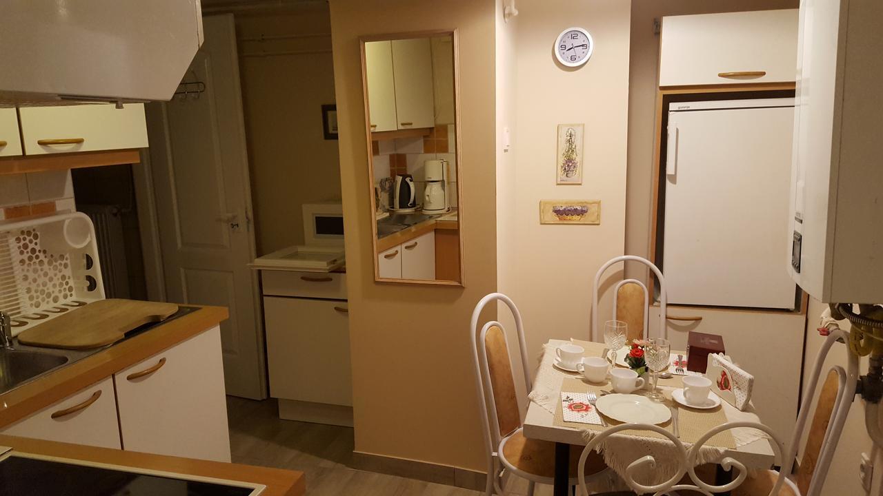 Hangulat Vendeghaz Apartmanok Orosháza Exteriör bild