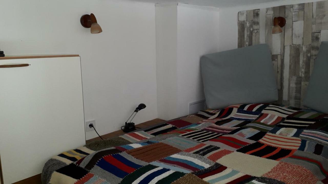 Hangulat Vendeghaz Apartmanok Orosháza Exteriör bild