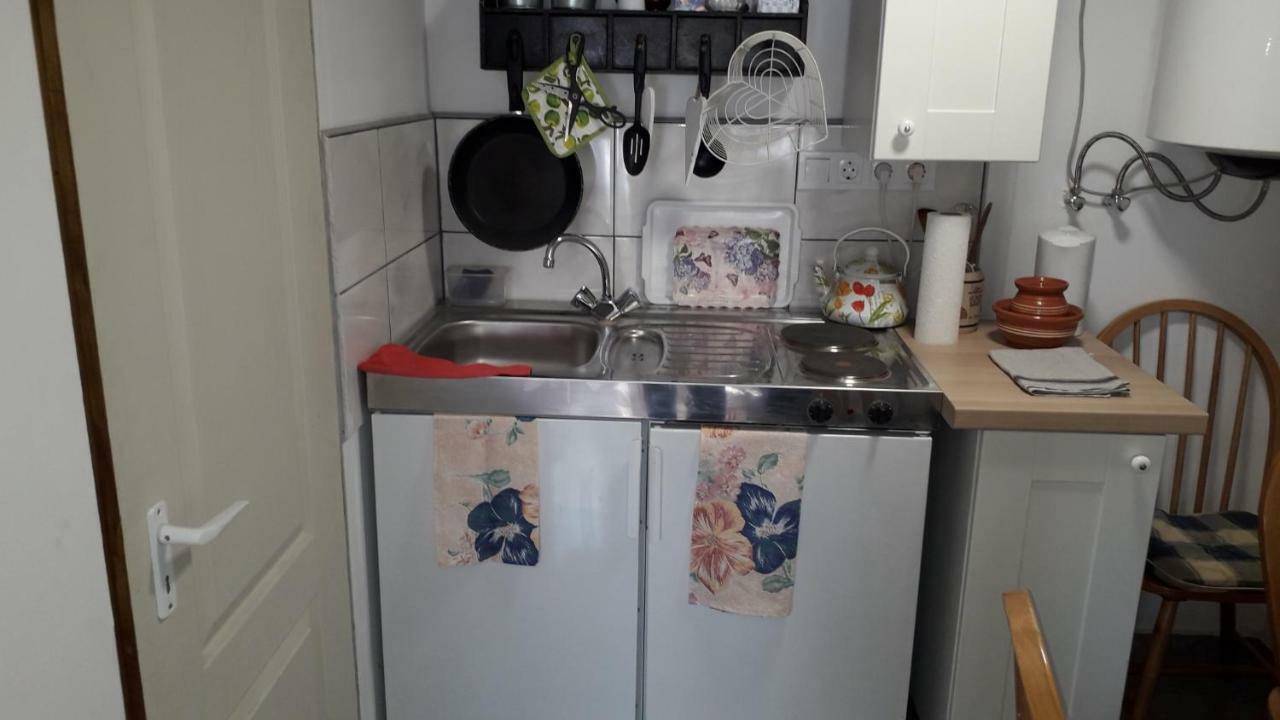 Hangulat Vendeghaz Apartmanok Orosháza Exteriör bild